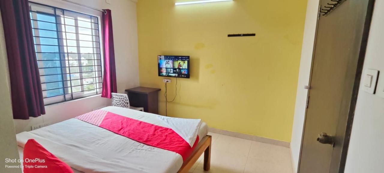 The Bliss Inn Bangalore Exteriör bild