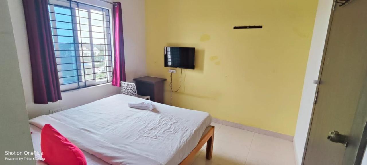 The Bliss Inn Bangalore Exteriör bild